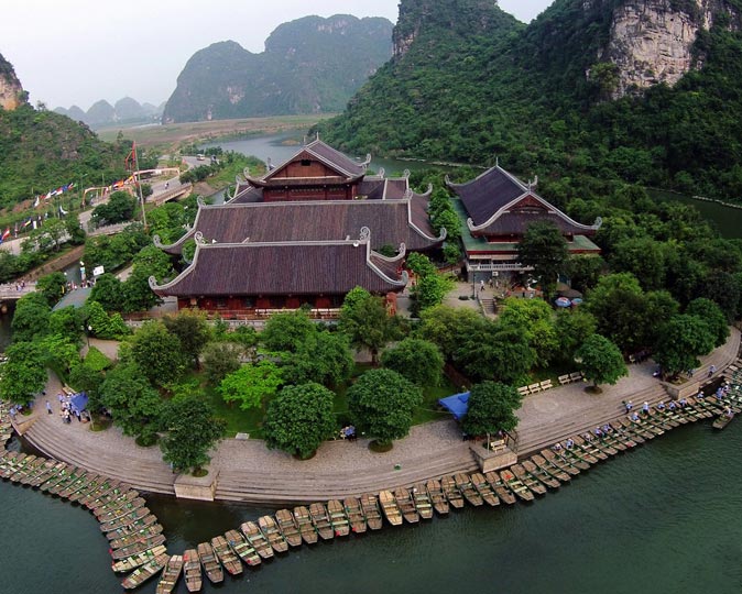 Hoa Lu - Trang An Grottoes Tour -  full day